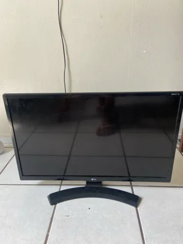 Vendo tv 32 polegadas para retirada de peças