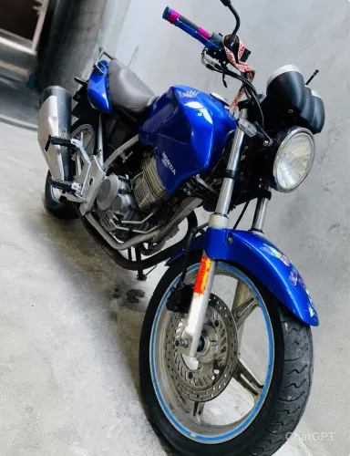 Honda Twister 250 2004 aceito moto na troca aceito cartão 12x18x 1.8% am