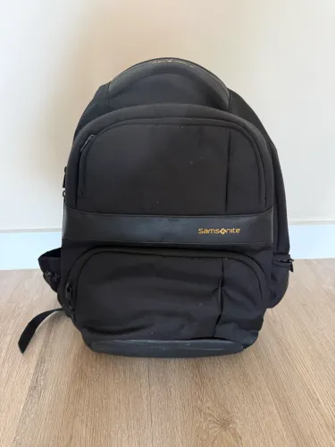 Mochila samsonite preta 