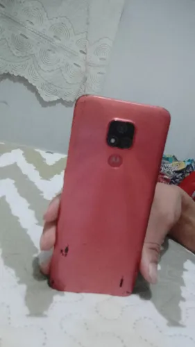 Celular Motorola e7 usado