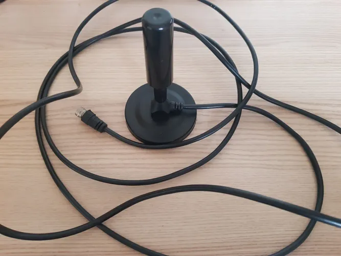 Antena HDTV interna