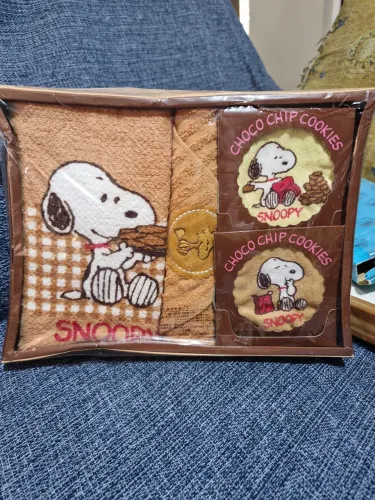 Kit toalhas Snoopy Japão (2 toalhas pequenas e 2 lenços de mão)