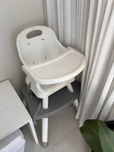 Cadeirinha de alimentação de bebê