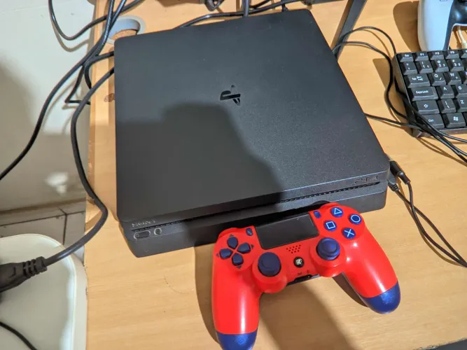 PS4 Slim 500 GB