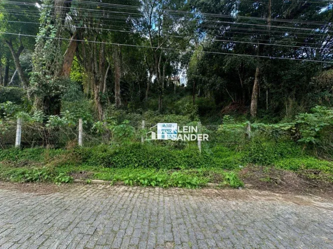 Terreno à venda, 1698 m² por R$ 630.000,00 - Parque São Clemente - Nova Friburgo/RJ