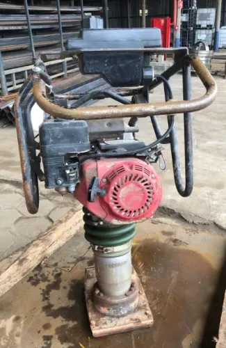 Compactador de Solo Petrotec