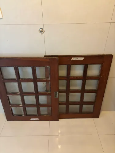 Janela de correr de paudarco