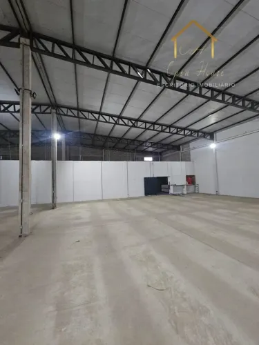 Alugo Salão Comercial na Ponte Nova - Miguel Sutil