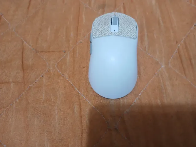 Mouse kysona m600 Wireless Huano branco paw 3395