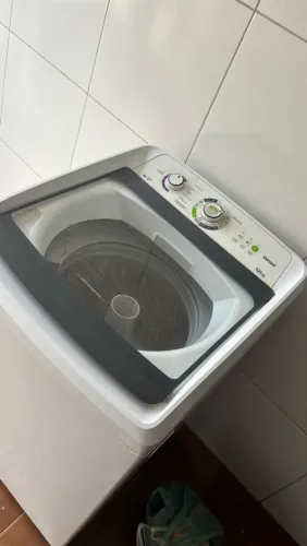 Vende uma máquina de lavar