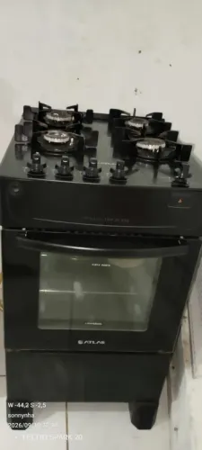 Vendo fogão 4 bocas seminovo