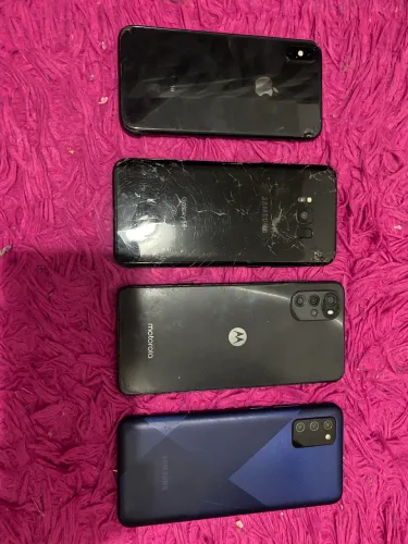 Celulares para retirada de peças