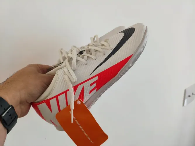CHUTEIRA NIKE MERCURIAL ORIGINAL - NOVA