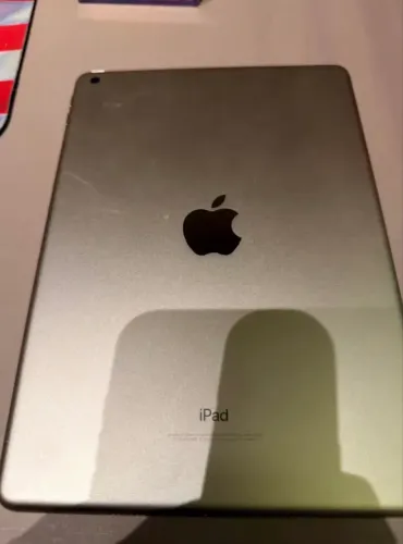 VENDO IPAD 5