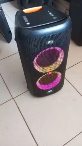 Caixa JBL partibox 100