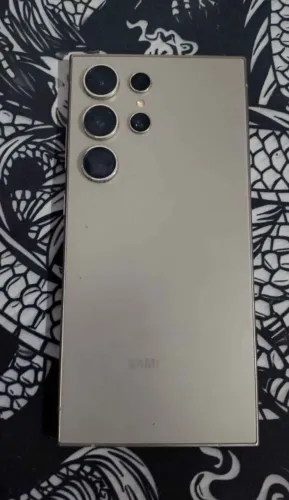 S24 ultra com a tela quebrada não dar imagem