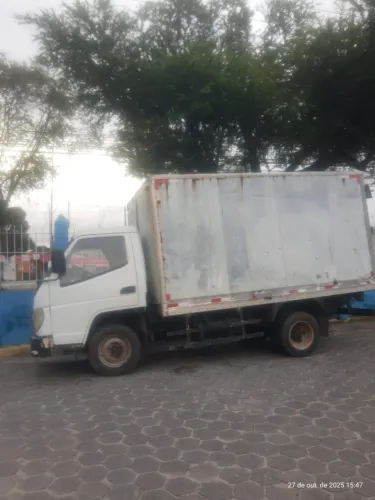 Caminhão Baú