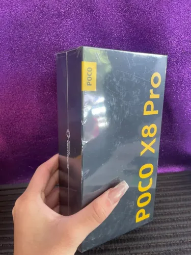 POCO X8 PRO 