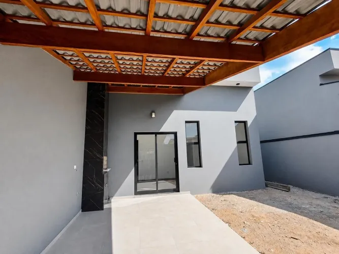 Casa Térrea à Venda com 3 Dormitórios sendo 1 suite em Itupeva/SP
