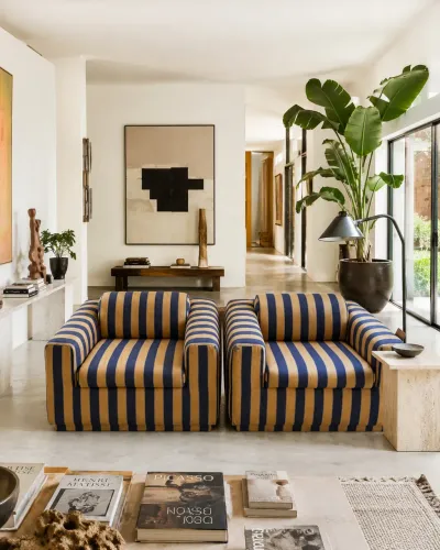 Par de poltronas modernistas estilo anos 70 | Design vintage original