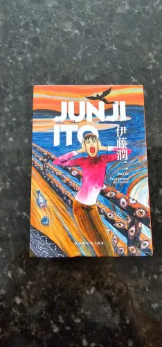 Mangá Fragmentos do Terror, Junji Ito (edição Dark Side)