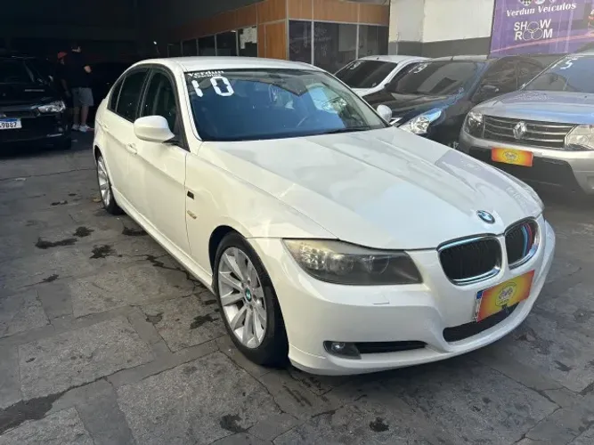 BMW 320I A 2010
