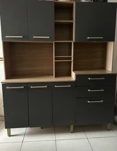 Vende-se armário