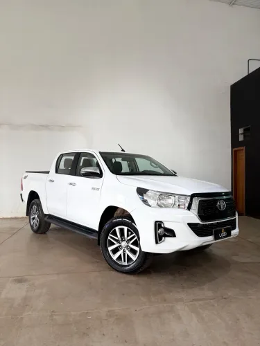 Toyota Hilux CD SRV 4X4 2.8 TDI Diesel Aut. 2020