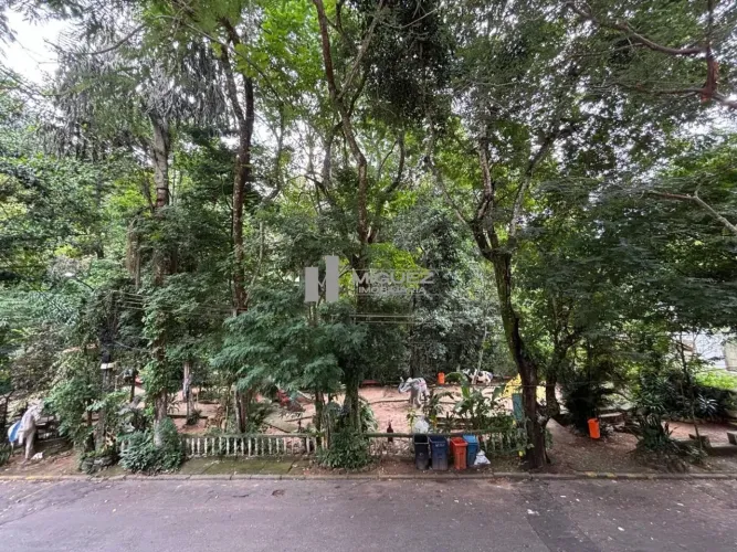 Casa à venda com 4 quartos na Rua Saboia Lima, Tijuca - área útil de 300m², distribuída em