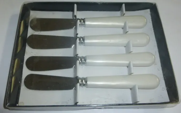 Kit 4 espátulas Aço inox para manteiga geléia pate