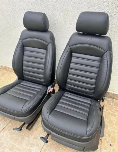 Bancos do Volkswagen Polo em couro