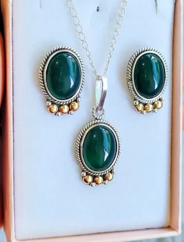 PROMOÇÃO! Conjunto Prata 925 com Pedras verdes