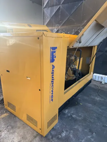 Grupo gerador 100 kVA
