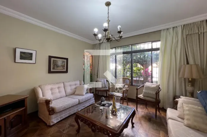 Casa à Venda - Cambuci, 3 Quartos, 220 m2