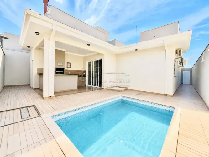 Casa de 190m² com 03 quartos sendo 01 suíte em condomínio cravinhos - Jardim das Acácias