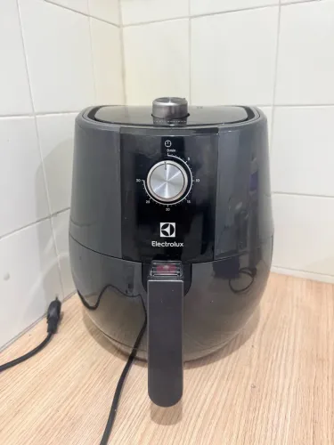 Airfryer Electrolux 4L