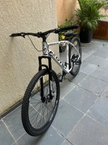 Bicicleta aro 29 (aceito troca por celular )