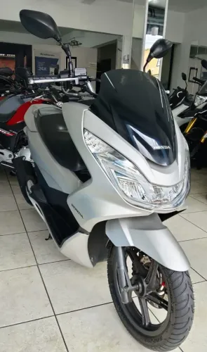 PCX 150 2018 2° DONO MANUAL E CHAVE