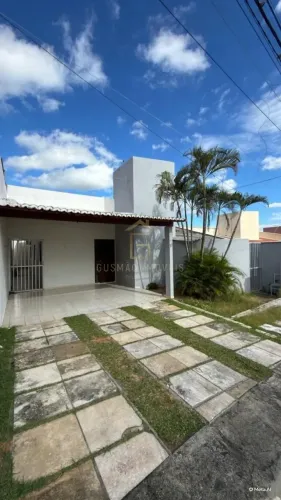 Casa para alugar no Cond. Mahatma Gandhi de 165 m², com 03 quartos - Nova Parnamirim, Parn