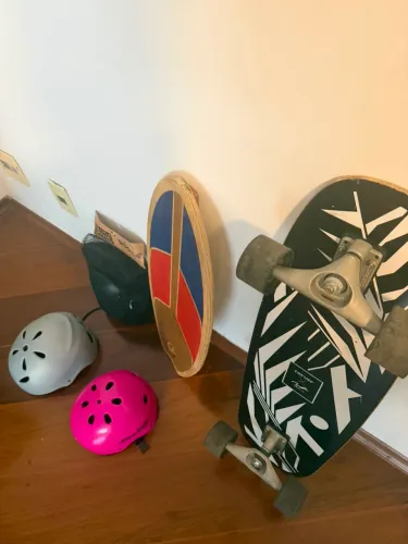 Kit Completo Carver Surfskate + Simulador de Surf + Capacetes + Proteções