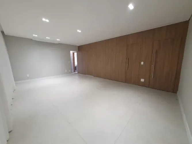 Apartamento semimobiliado - Serra - 3 dormitórios sendo uma suíte