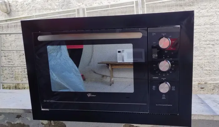 Vendo Forno elétrico Fischer 48 litros nunca foi usado. Até com o manual de instruções