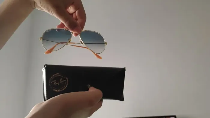 Óculos RAY-BAN semi-novo