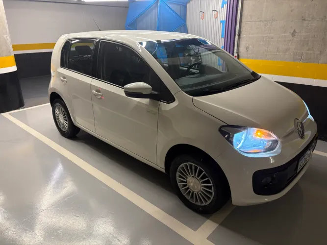 Volkswagen Up! Move 1.0 TSI Total Flex 12V 5P 2017