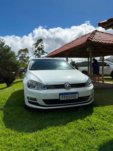 Volkswagen Golf Comfortline 1.6 MSI Total Flex Aut. 2016