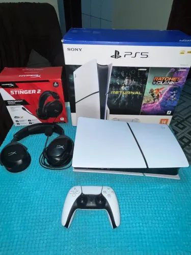 Playstation 5 + headphone