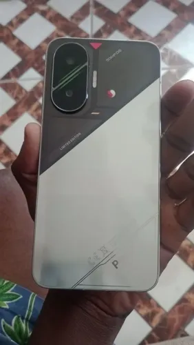 POCO F7 12RAM EXPANSÍVEL E 512 ARMAZENAMENTO
