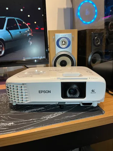 Projetor Epson X49 XGA HD, 3600 Lumens.