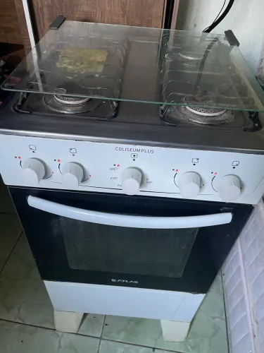 Fogão quatro bocas branco