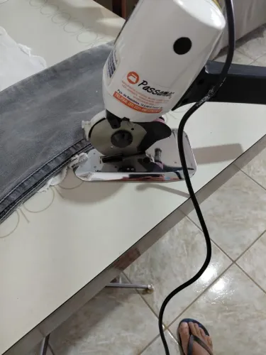 Tesoura pra costureira
